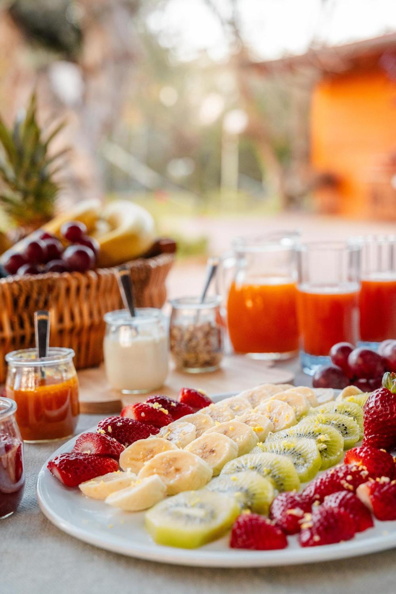 Bed and Breakfast La Piana Degli Ulivi Россано Екстер'єр фото